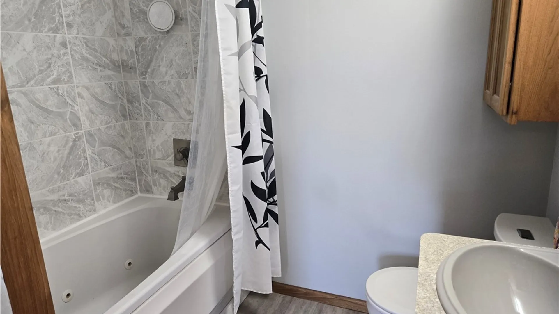 Property at 8984 Lovers Lane Road, Pembroke, NY 14036 28