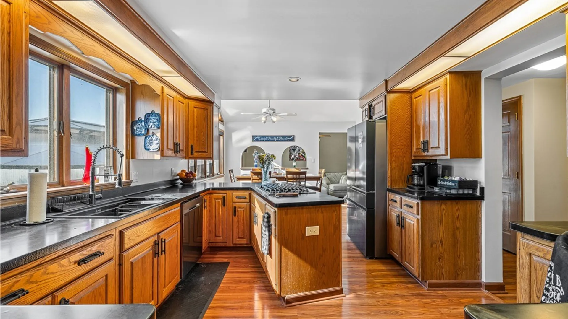 Property at 8954 Candlewood Lane, Clarence, NY 14032 13