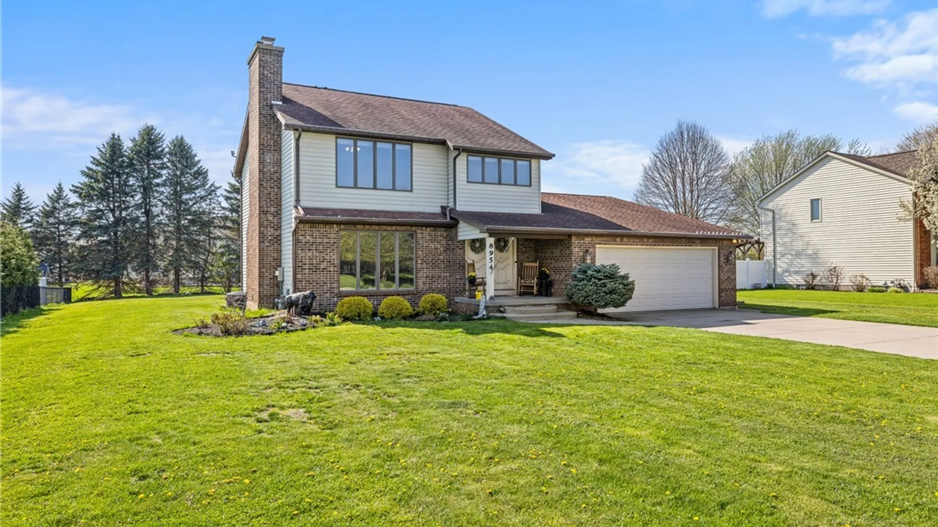 Property at 8954 Candlewood Lane, Clarence, NY 14032 2