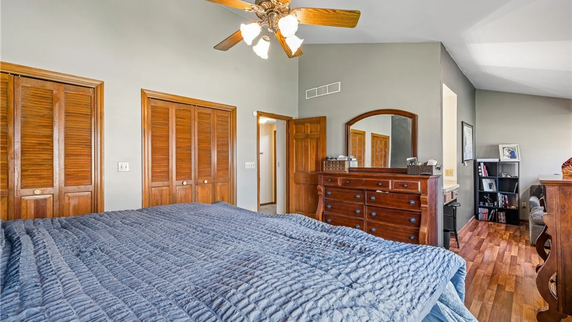 Property at 8954 Candlewood Lane, Clarence, NY 14032 24