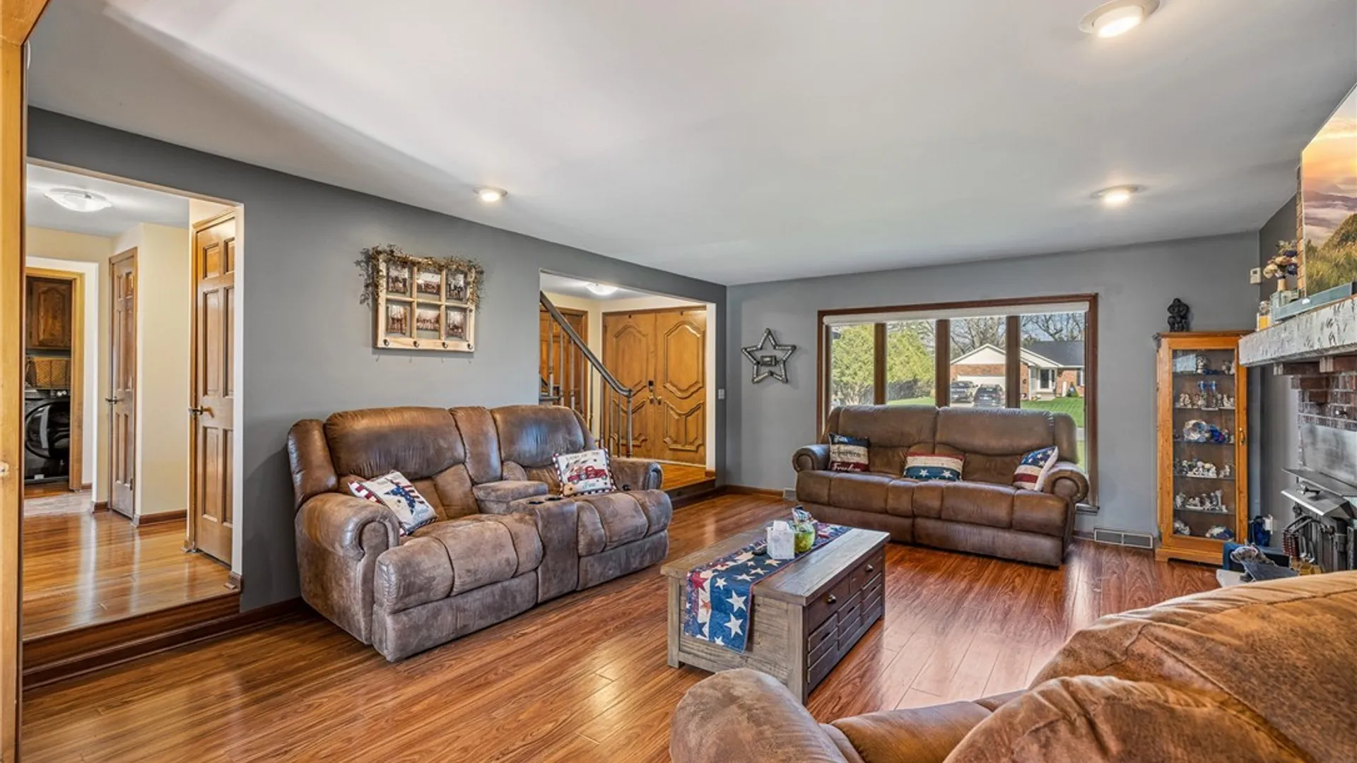 Property at 8954 Candlewood Lane, Clarence, NY 14032 7