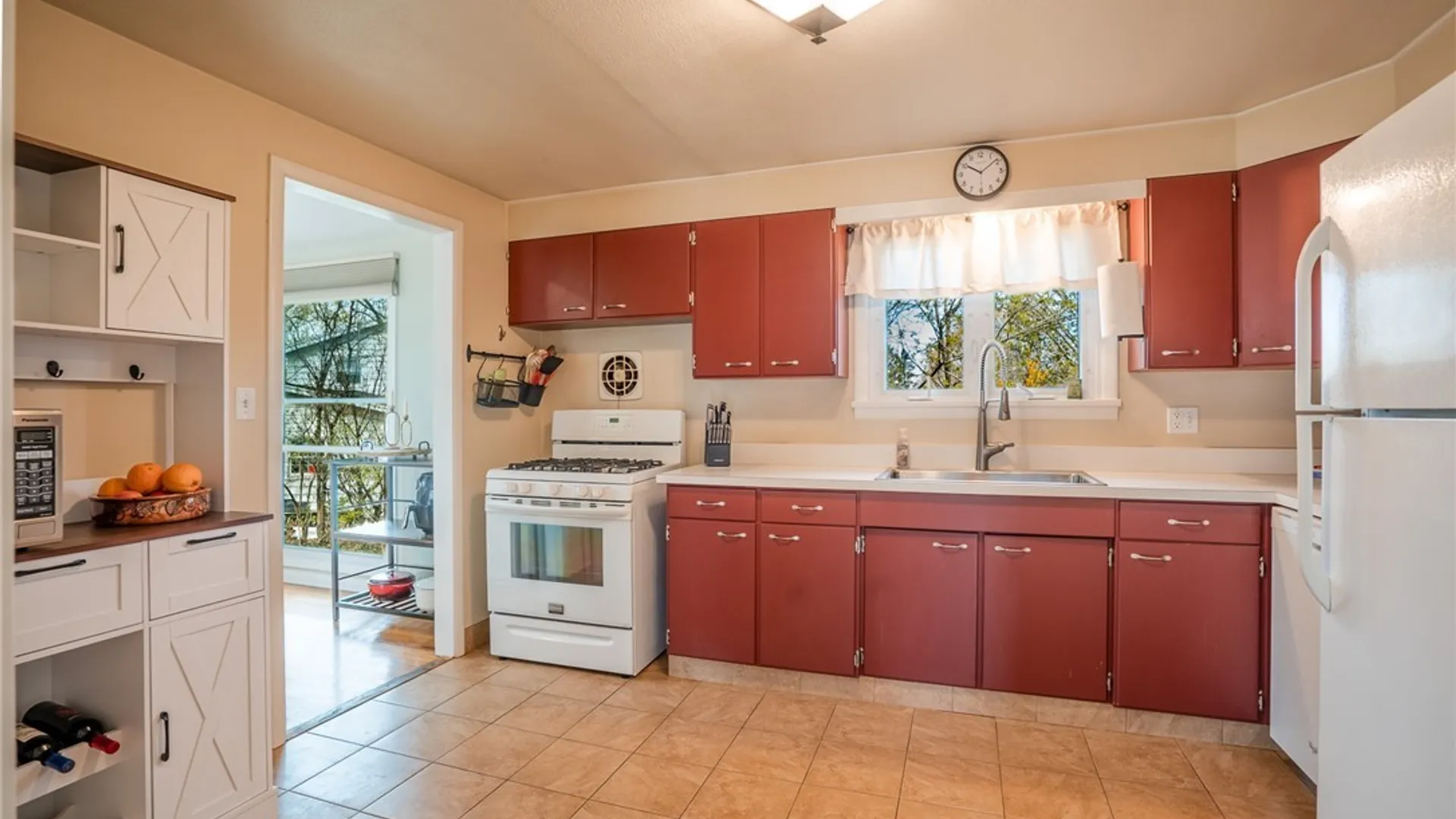 Property at 100 Cutler Drive, Camillus, NY 13219 18