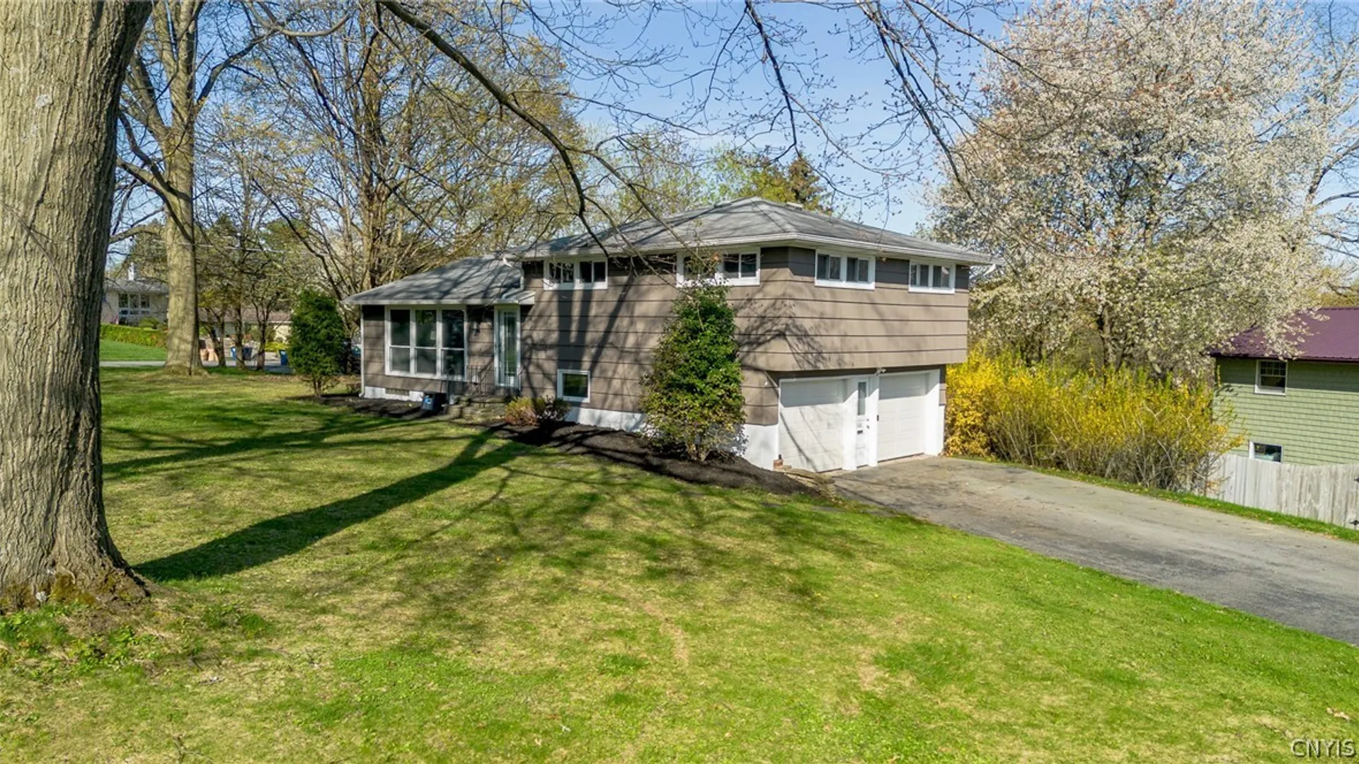 Property at 100 Cutler Drive, Camillus, NY 13219 7