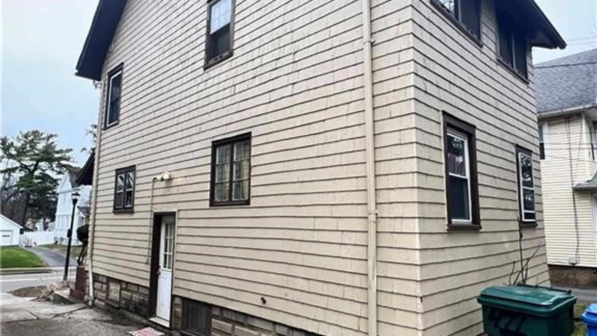 Property at 471 Brooks Ave Avenue, Rochester, NY 14619 12