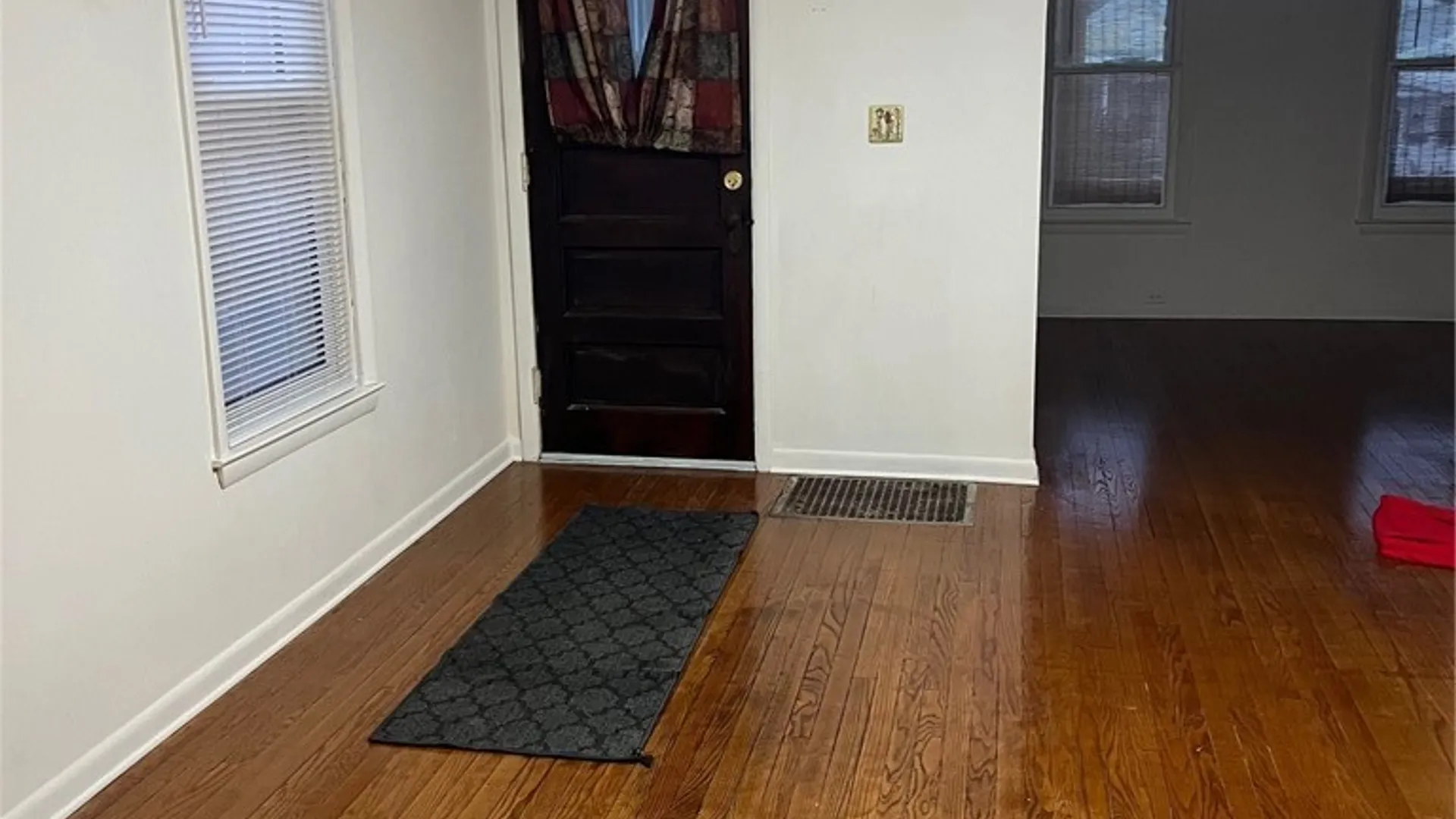 Property at 928 Kirkpatrick Street, Syracuse, NY 13208 7