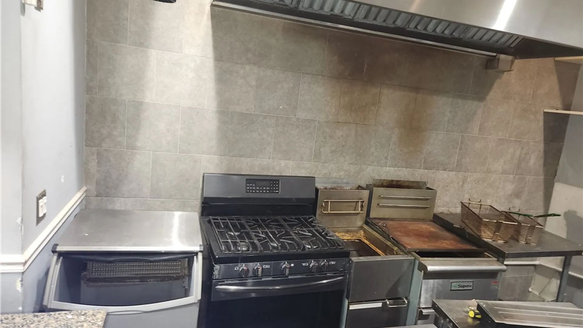 Property at 186 hollenbeck, Rochester, NY 14621 13