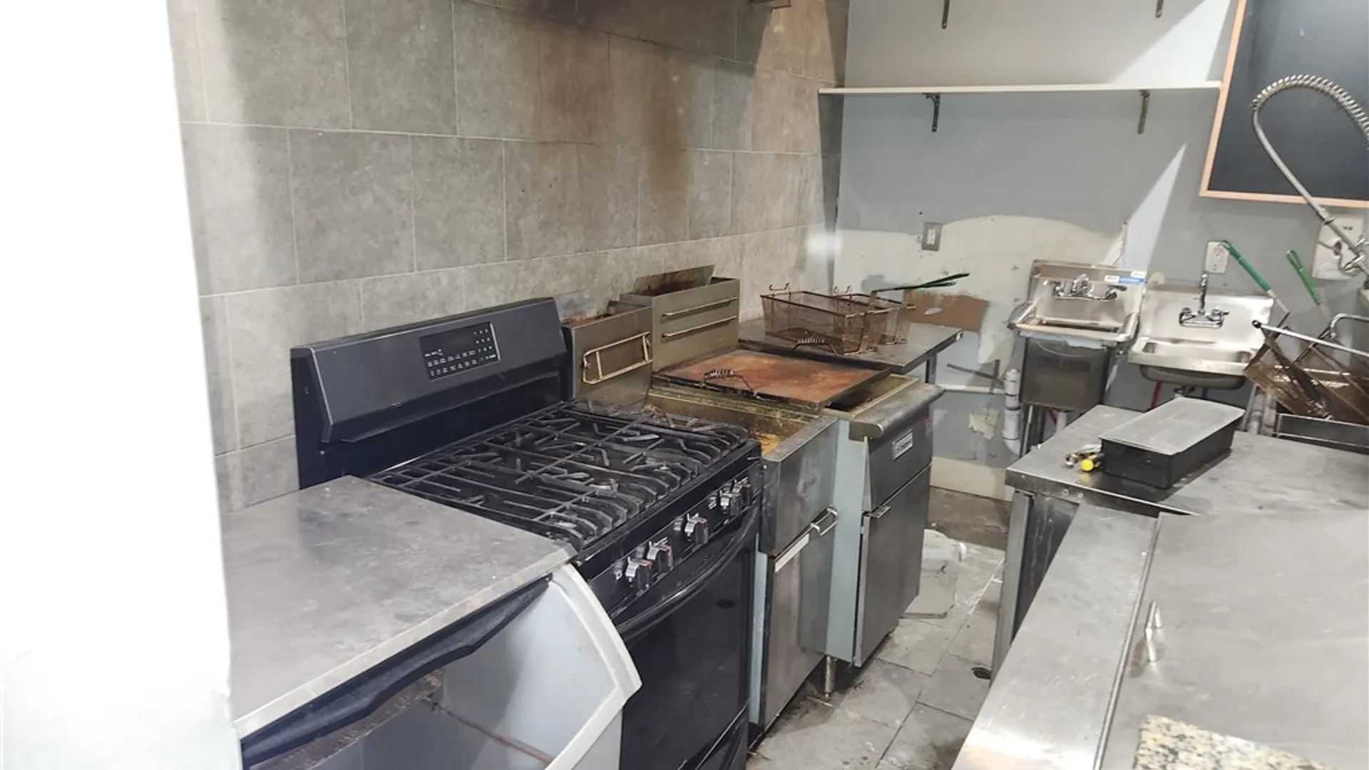 Property at 186 hollenbeck, Rochester, NY 14621 14