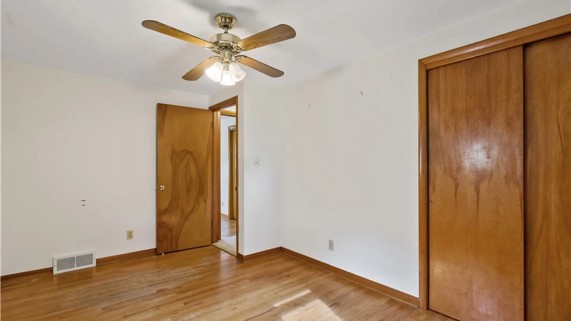 Property at 139 Sunrise Drive, Syracuse, NY 13205 15