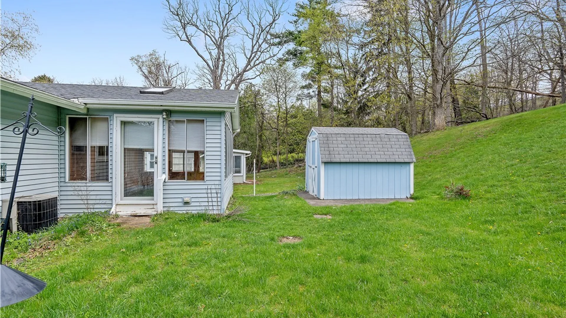 Property at 139 Sunrise Drive, Syracuse, NY 13205 24