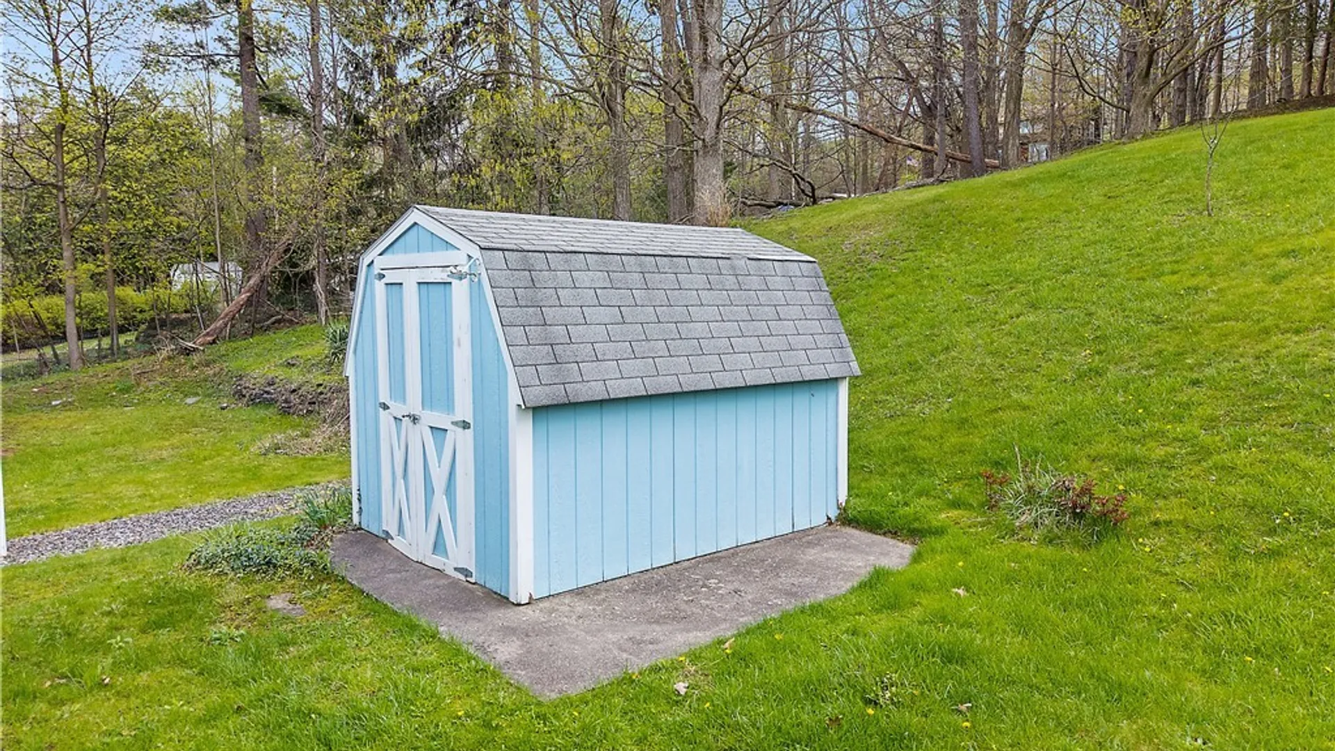 Property at 139 Sunrise Drive, Syracuse, NY 13205 26