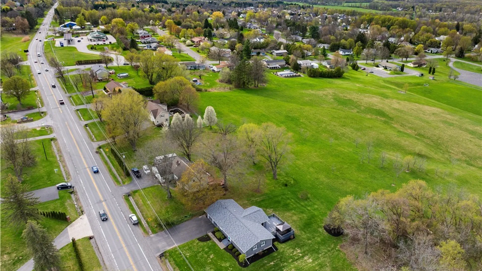 Property at 372 Genesee Street, Oneida, NY 13421 8