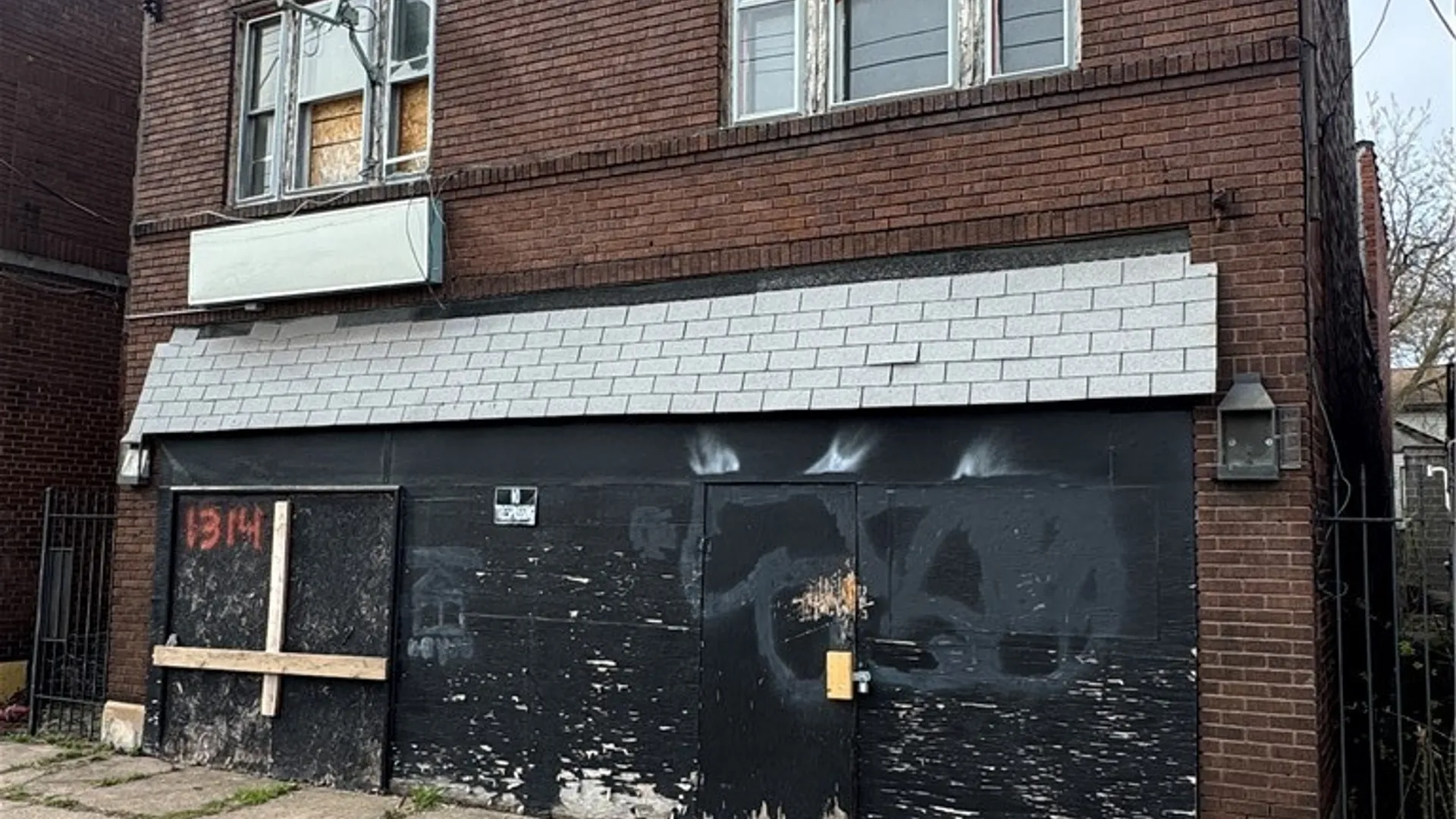 Property at 1314 Niagara Street, Niagara Falls, NY 14303 2