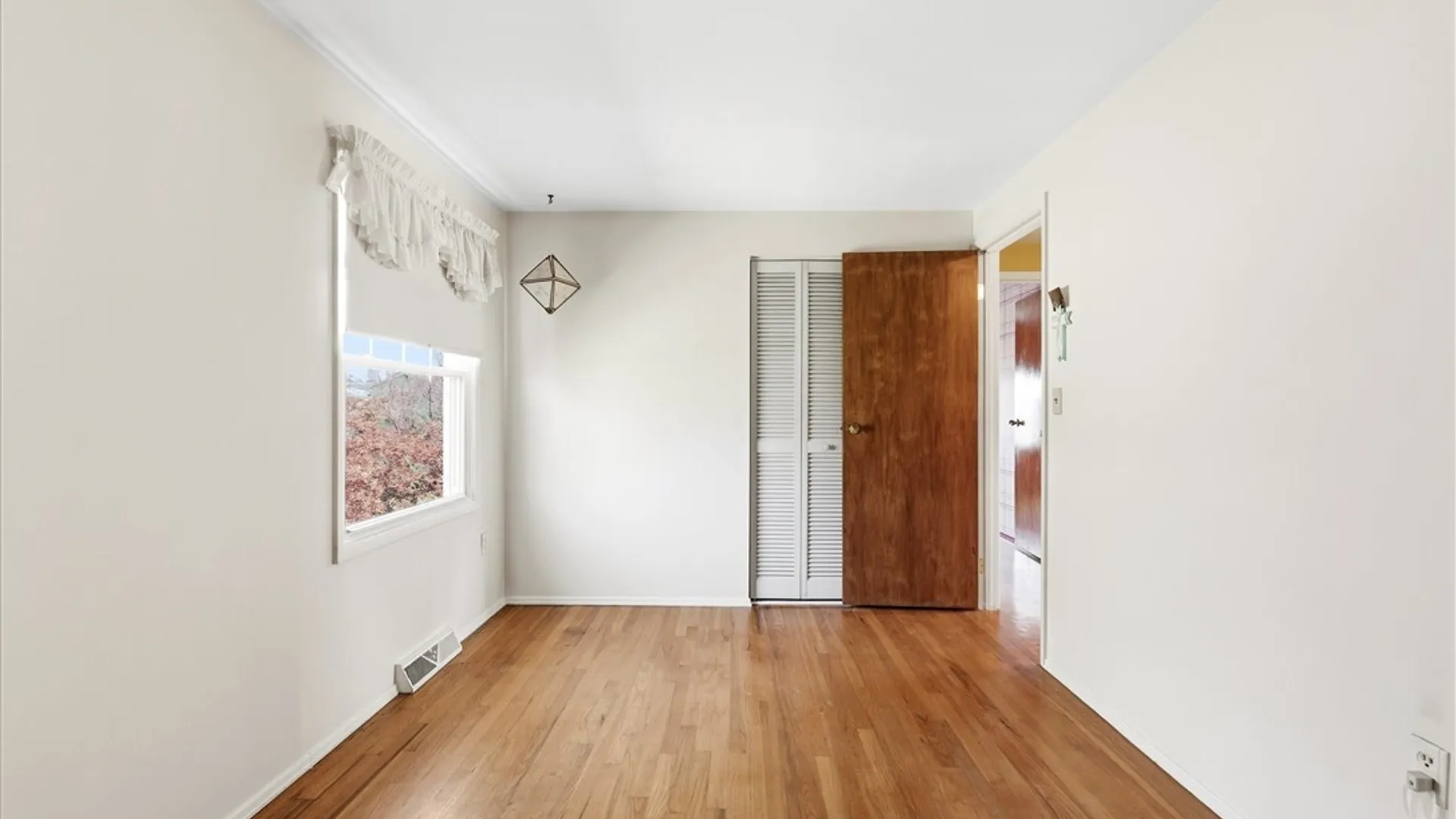 Property at 106 Wiesner Lane, DeWitt, NY 13214 36