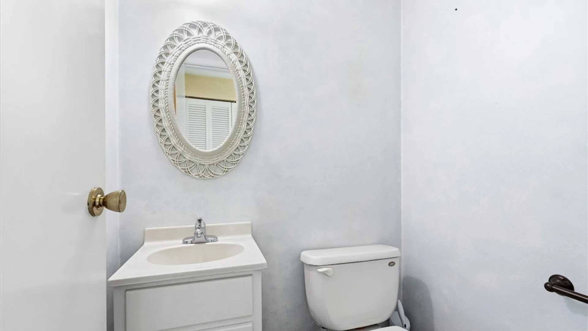 Property at 106 Wiesner Lane, DeWitt, NY 13214 6