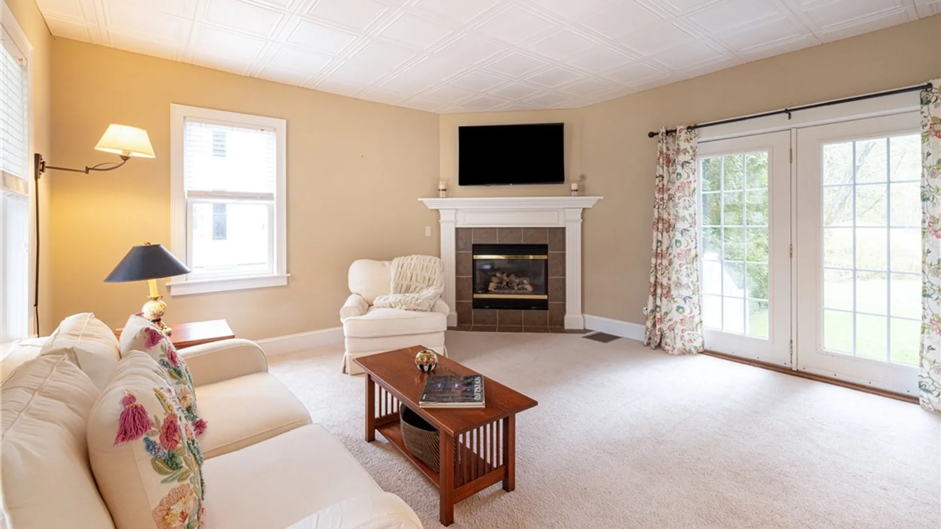 Property at 45 Leitch Avenue, Skaneateles, NY 13152 16