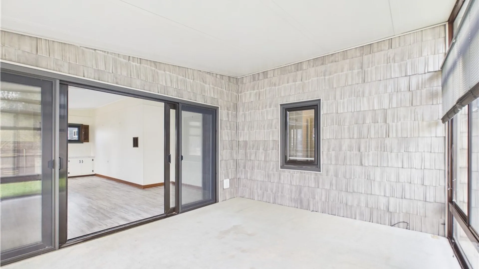 Property at 202 Augusta Drive, Cicero, NY 13212 16