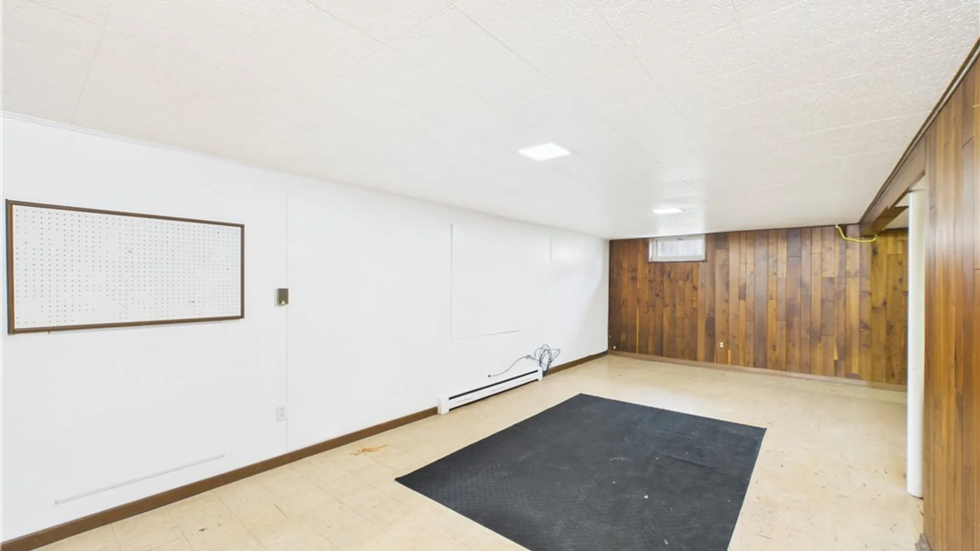 Property at 202 Augusta Drive, Cicero, NY 13212 31