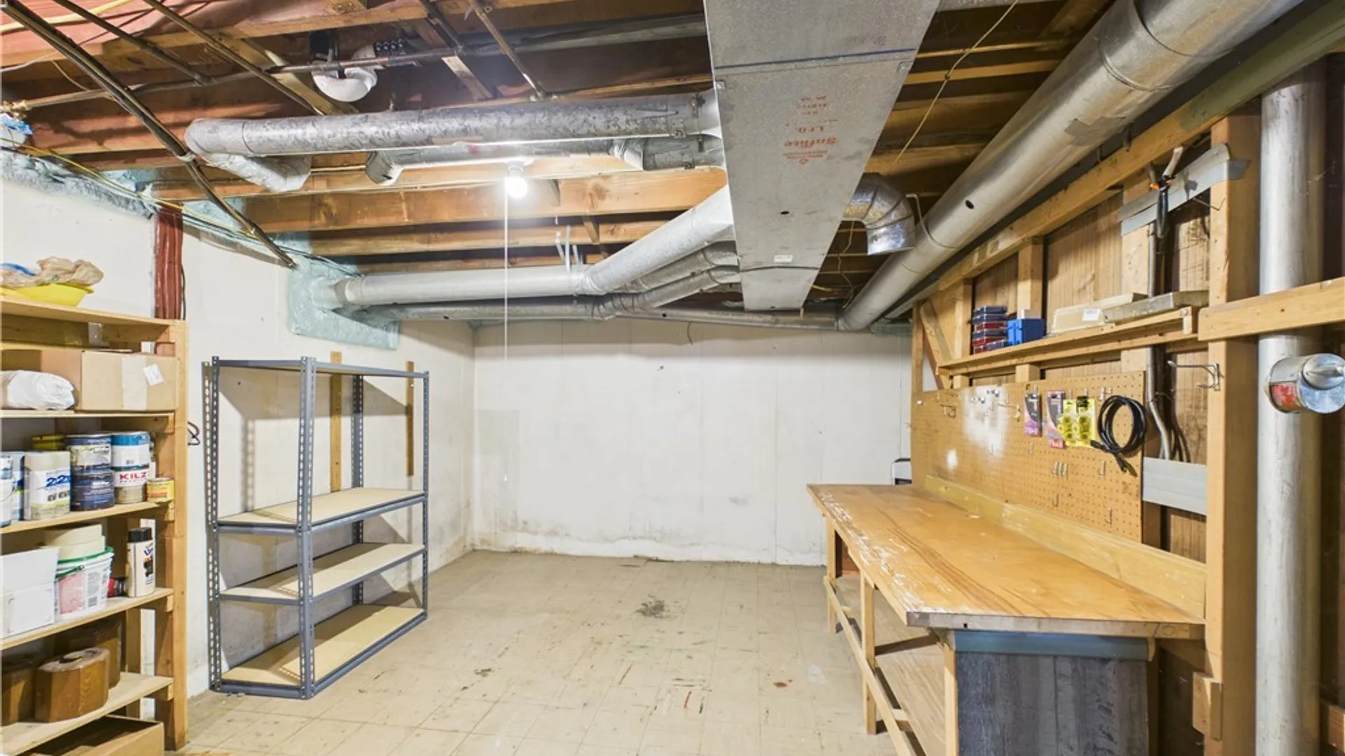 Property at 202 Augusta Drive, Cicero, NY 13212 35