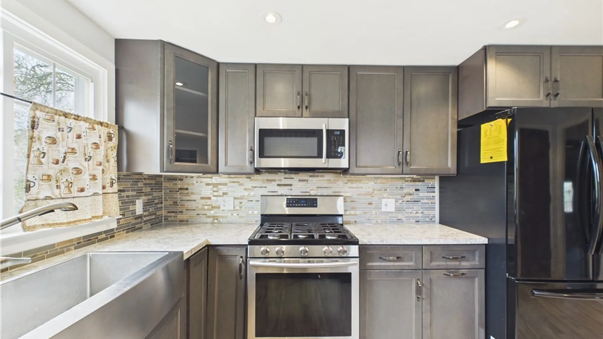 Property at 202 Augusta Drive, Cicero, NY 13212 7