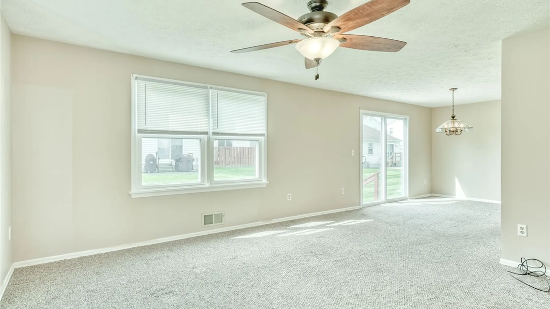 Property at 291 Deerhurst Lane, Webster, NY 14580 5