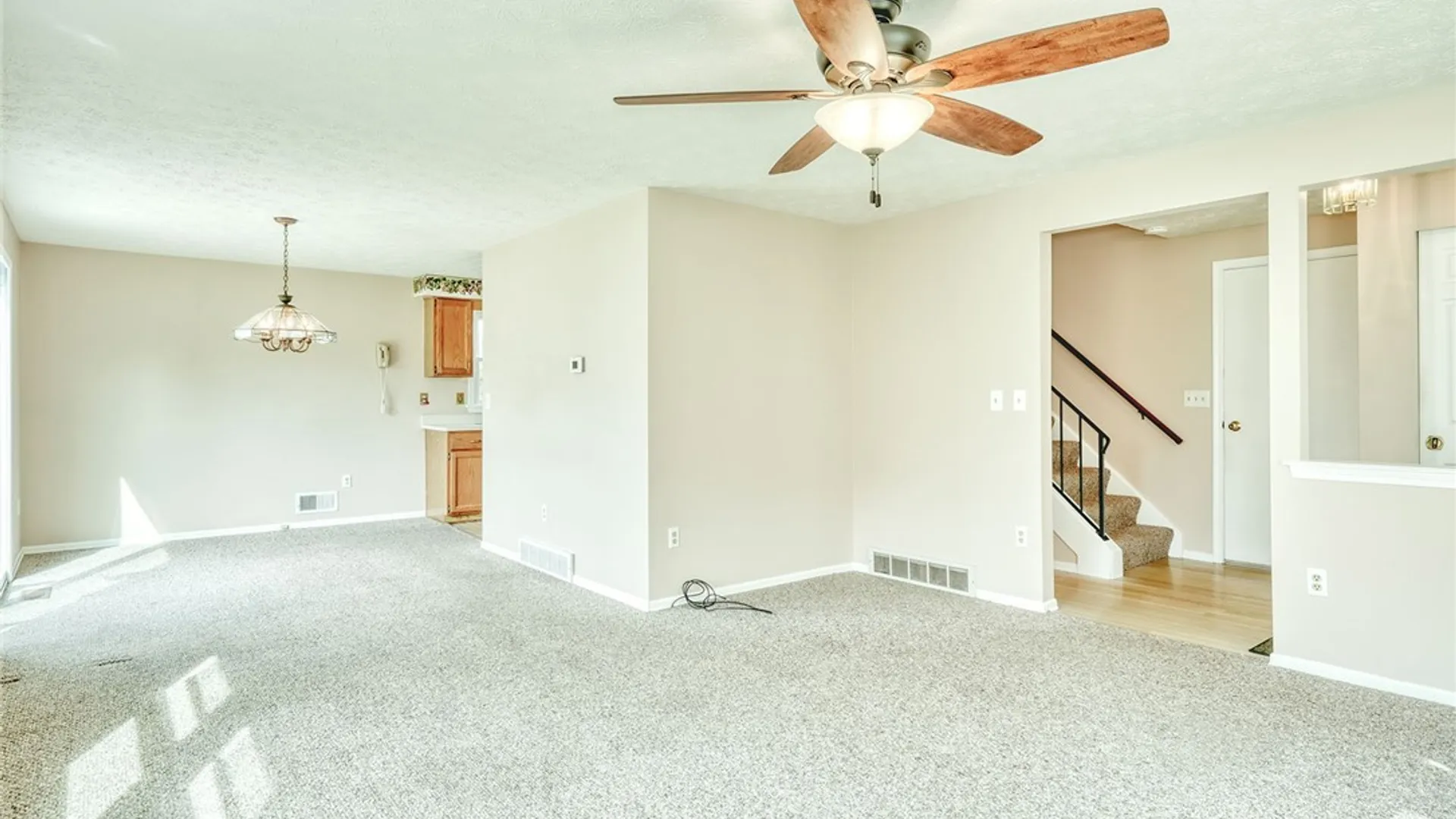 Property at 291 Deerhurst Lane, Webster, NY 14580 7