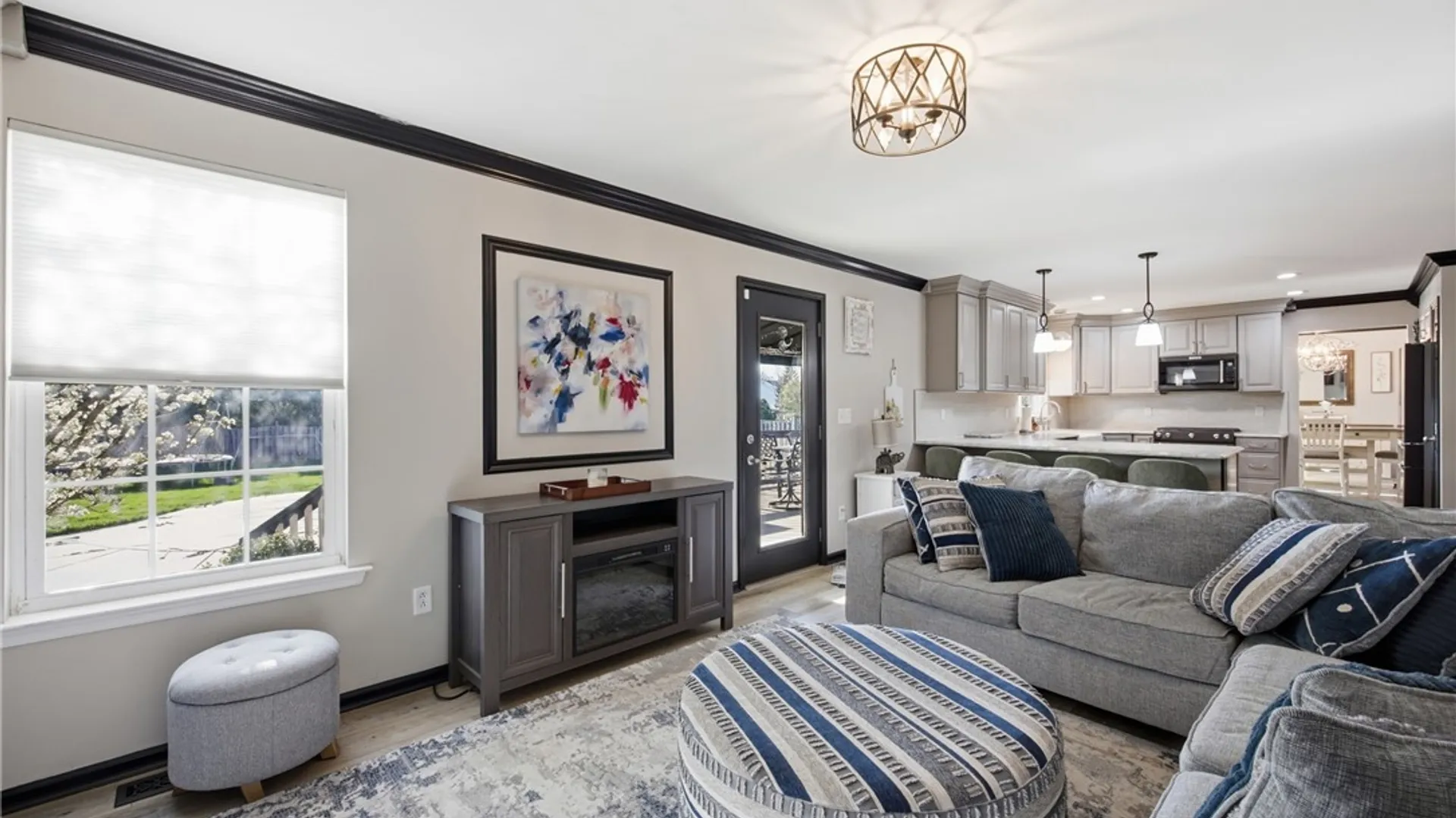 Property at 64 Park Lane, Grand Island, NY 14072 17