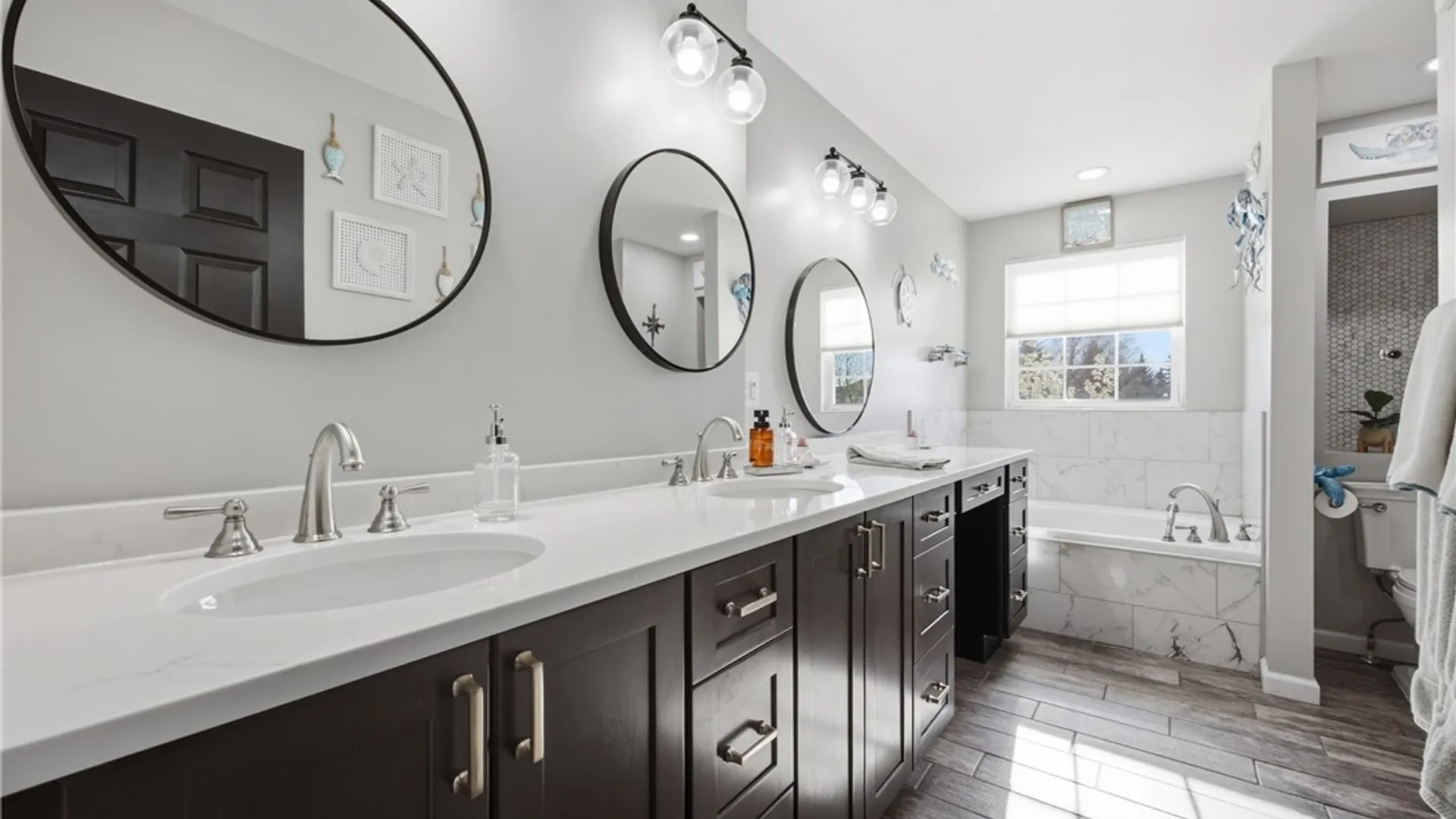 Property at 64 Park Lane, Grand Island, NY 14072 22