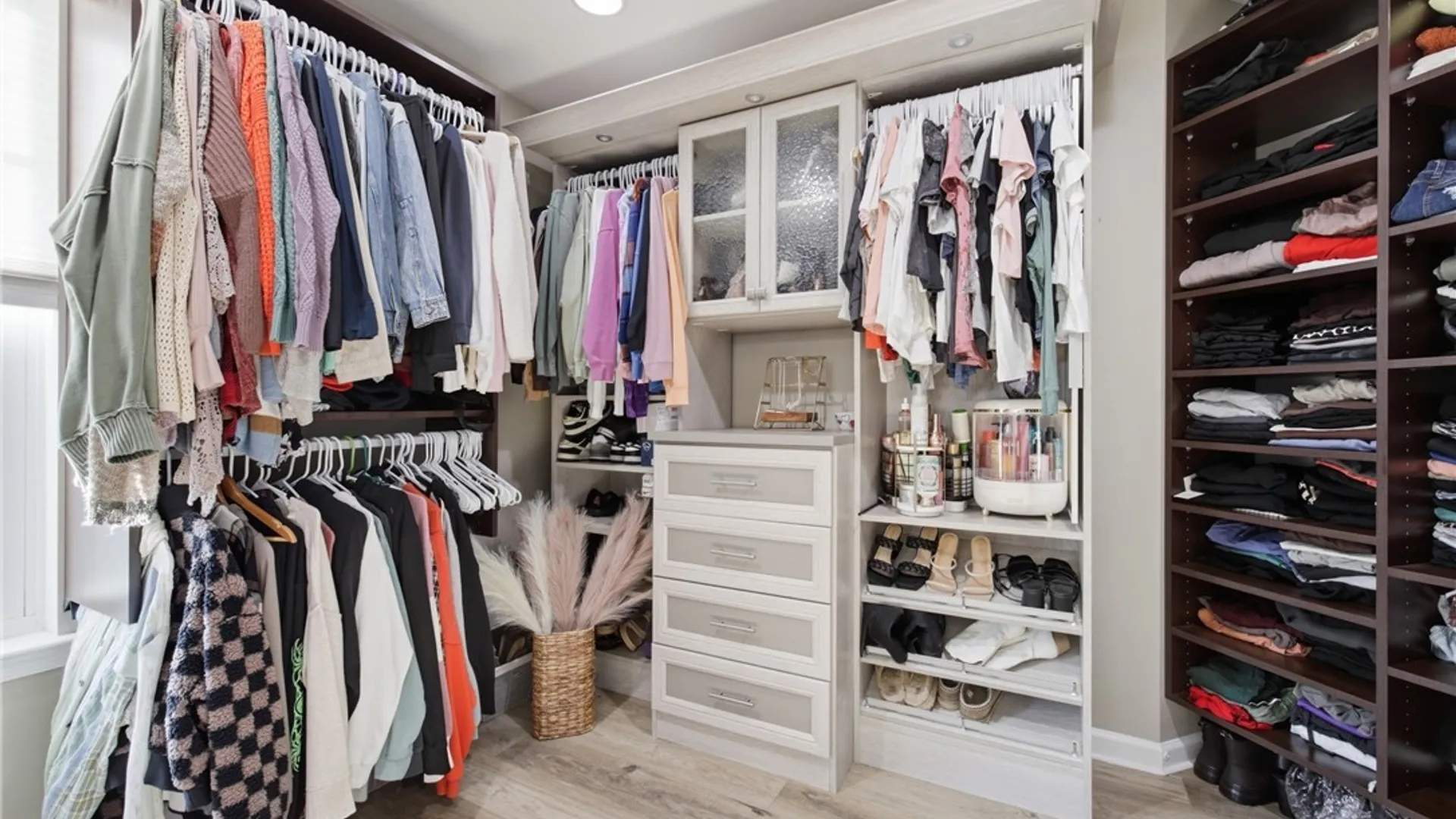 Property at 64 Park Lane, Grand Island, NY 14072 24