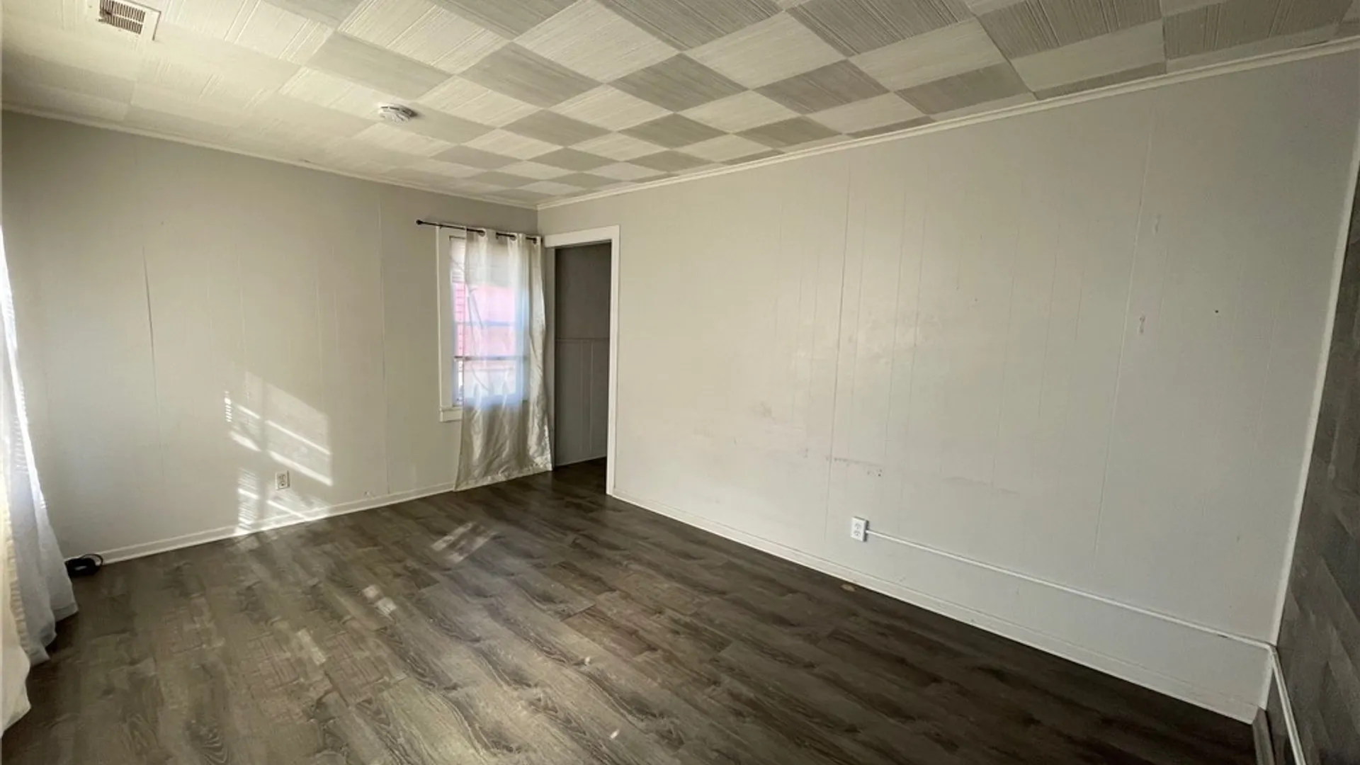 Property at 245 Clinton Street, Lockport City, NY 14094 11