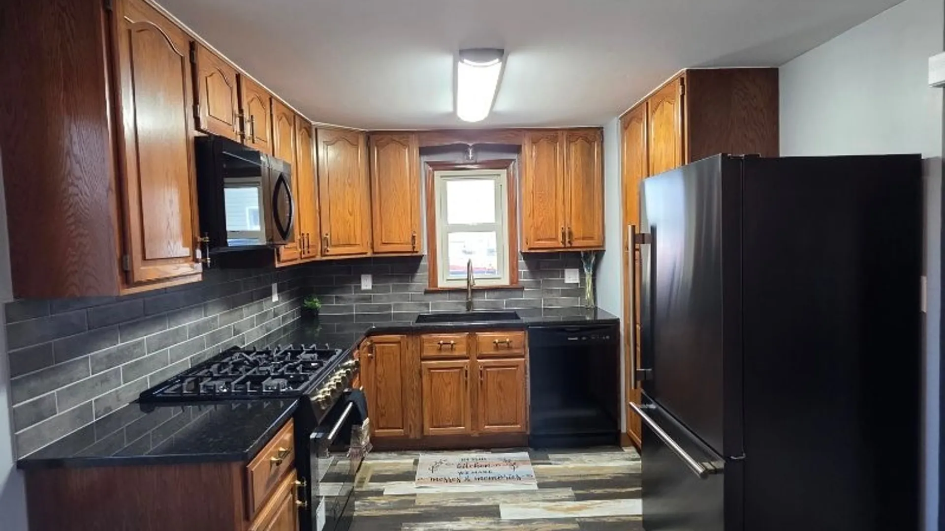 Property at 42 Glendale Lane, Cheektowaga, NY 14225 12