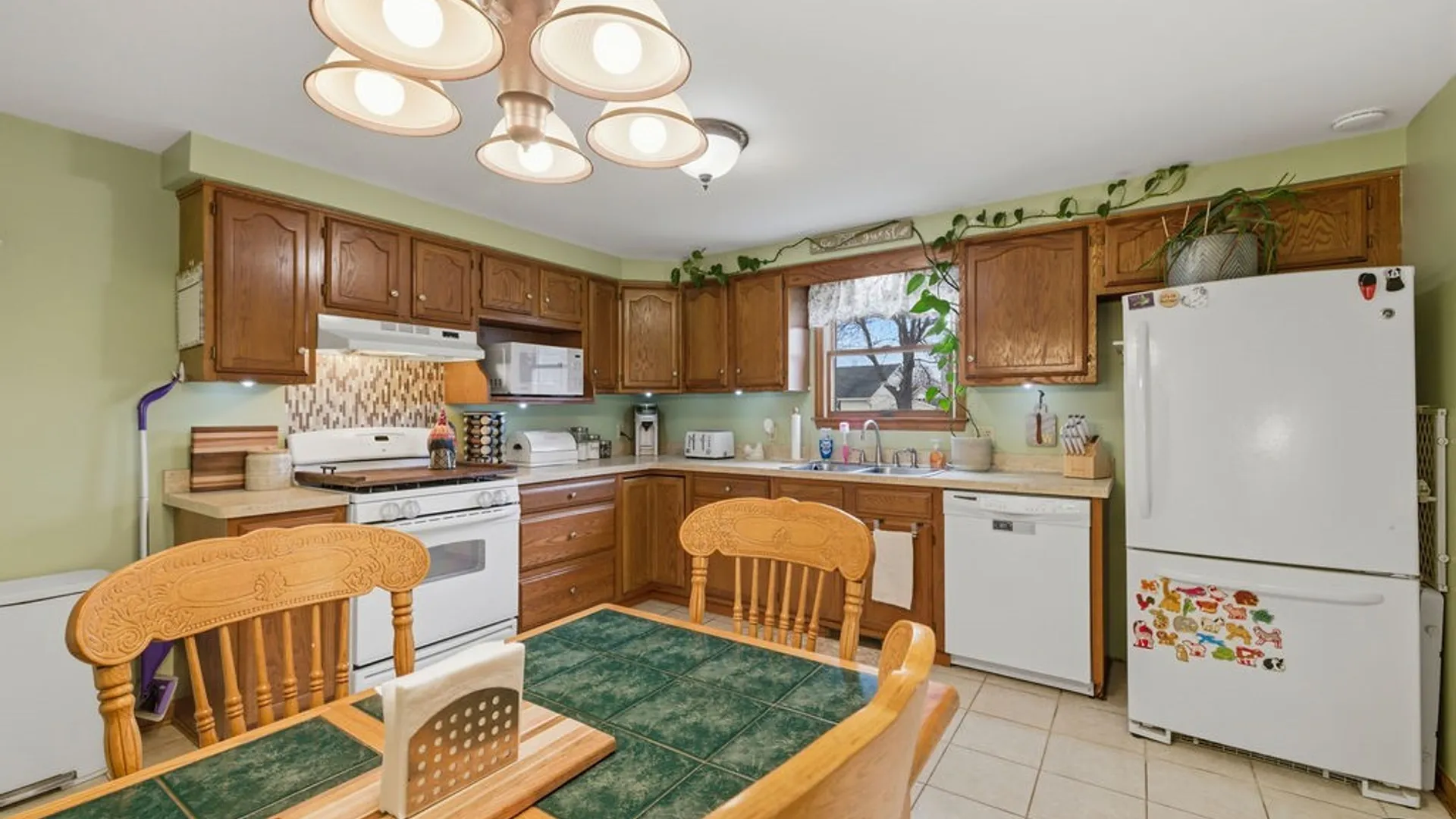 Property at 309 Oakdale Drive, North Tonawanda, NY 14120 13