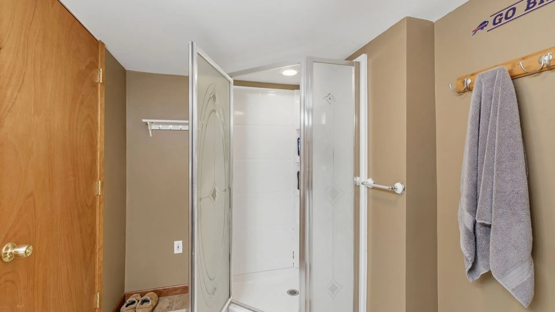 Property at 309 Oakdale Drive, North Tonawanda, NY 14120 28