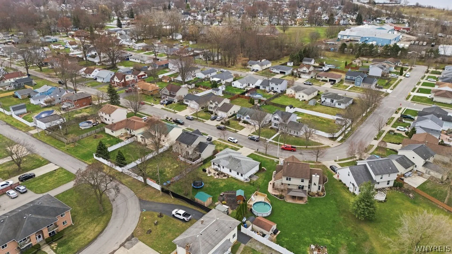 Property at 309 Oakdale Drive, North Tonawanda, NY 14120 44