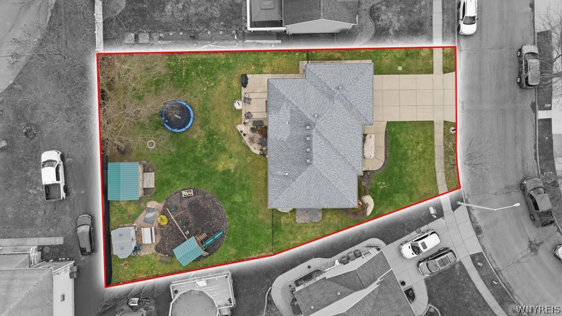 Property at 309 Oakdale Drive, North Tonawanda, NY 14120 6