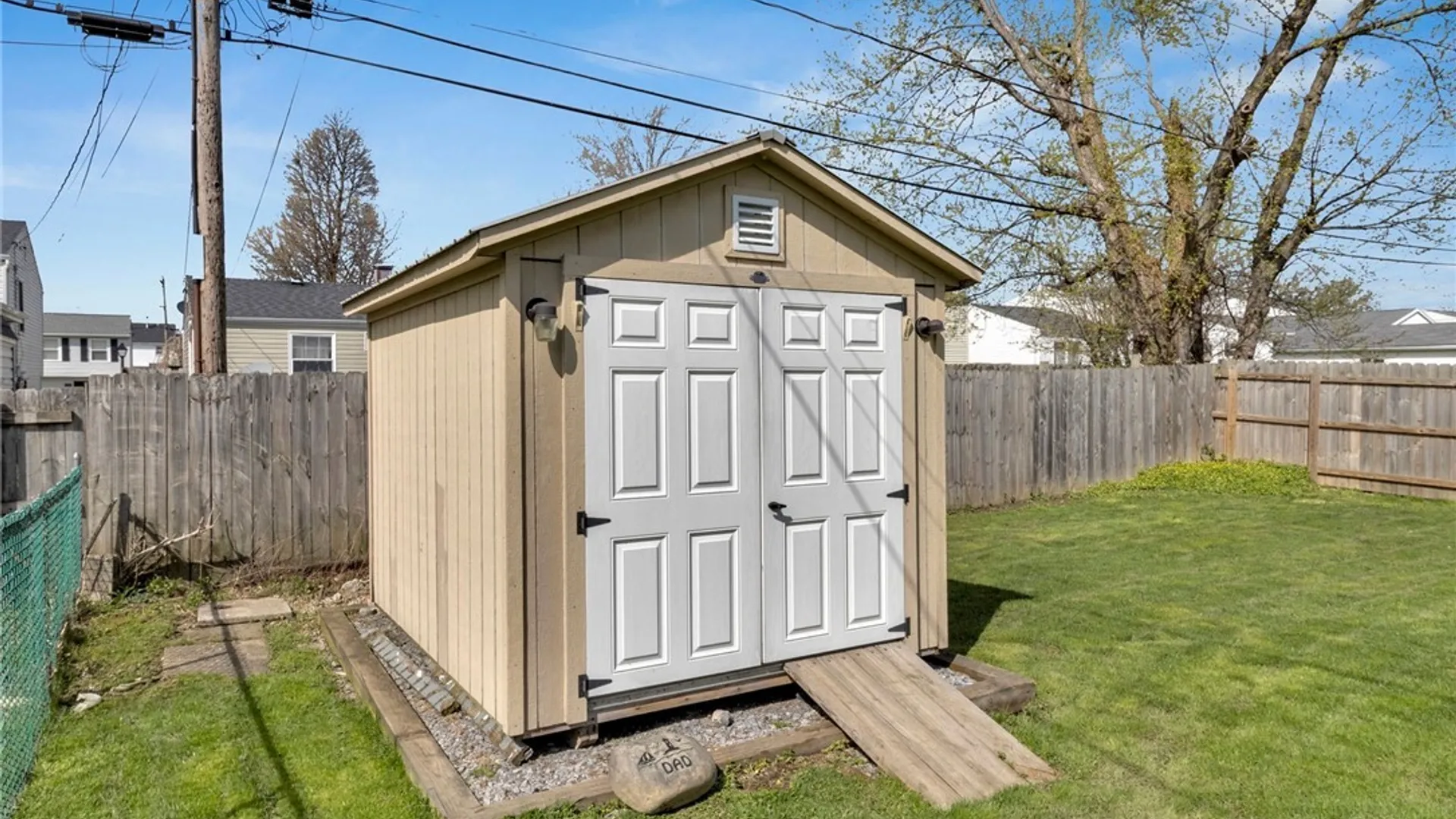 Property at 16 Rouen Drive, Cheektowaga, NY 14227 40