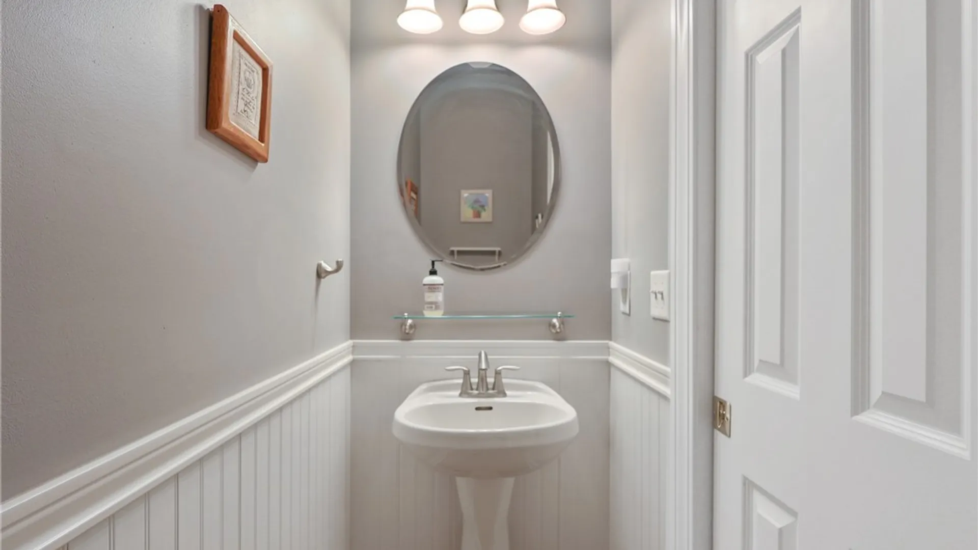 Property at 4350 Oak Orchard Road, Clay, NY 13041 27