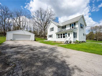 17 Brad Street, Warsaw, NY 14569