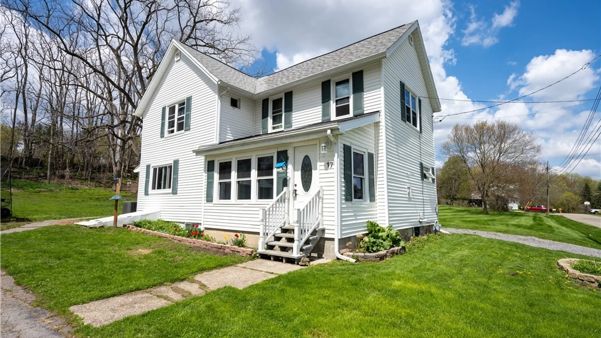 Property at 17 Brad Street, Warsaw, NY 14569 2