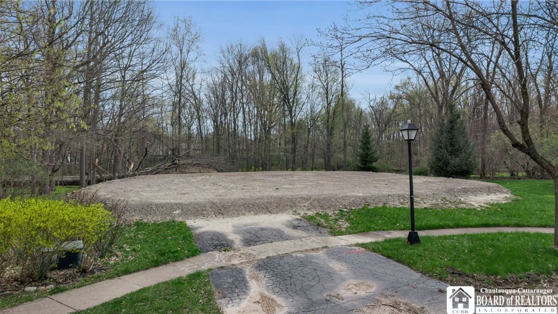 Property at 36 White Pine Court, Amherst, NY 14051 2