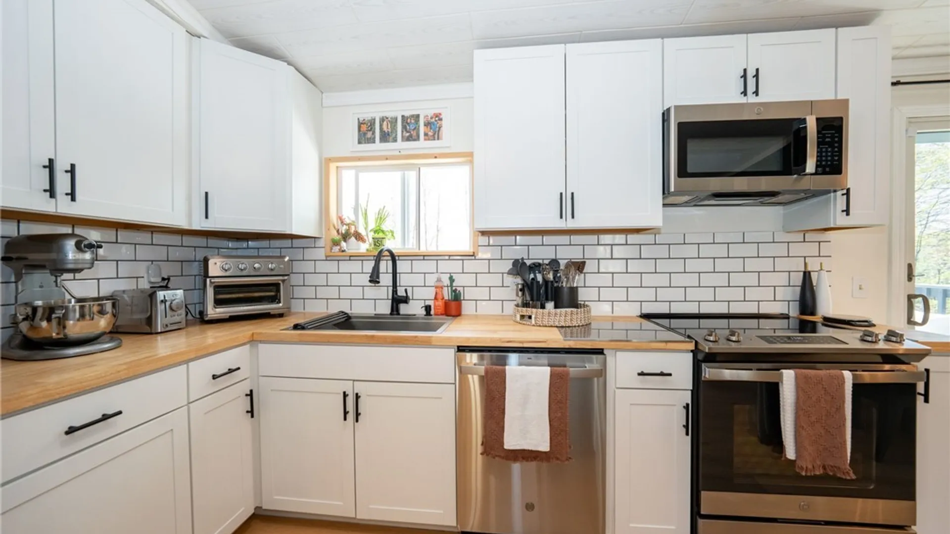 Property at 7041 Brandywine Drive, Evans, NY 14047 19