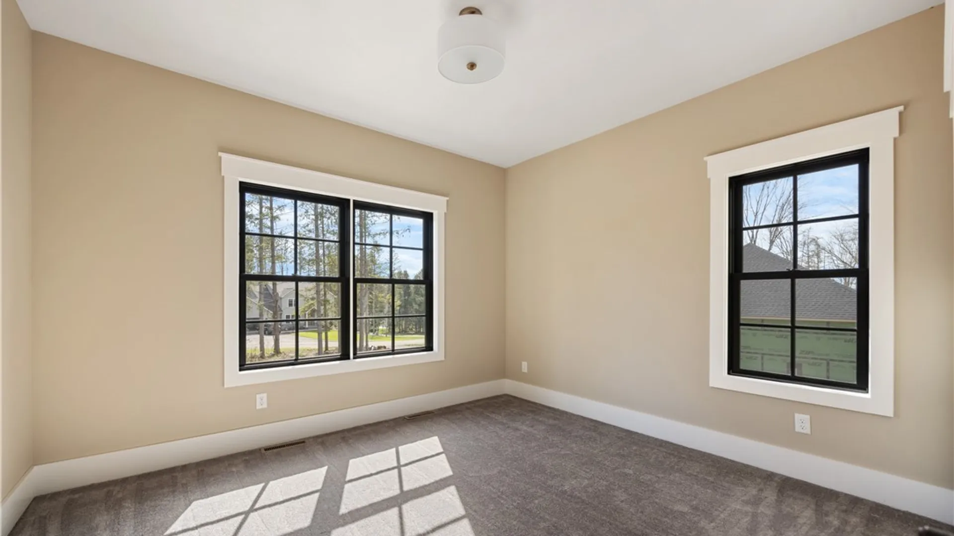 Property at 4326 Chickadee Cir, Onondaga, NY 13215 25