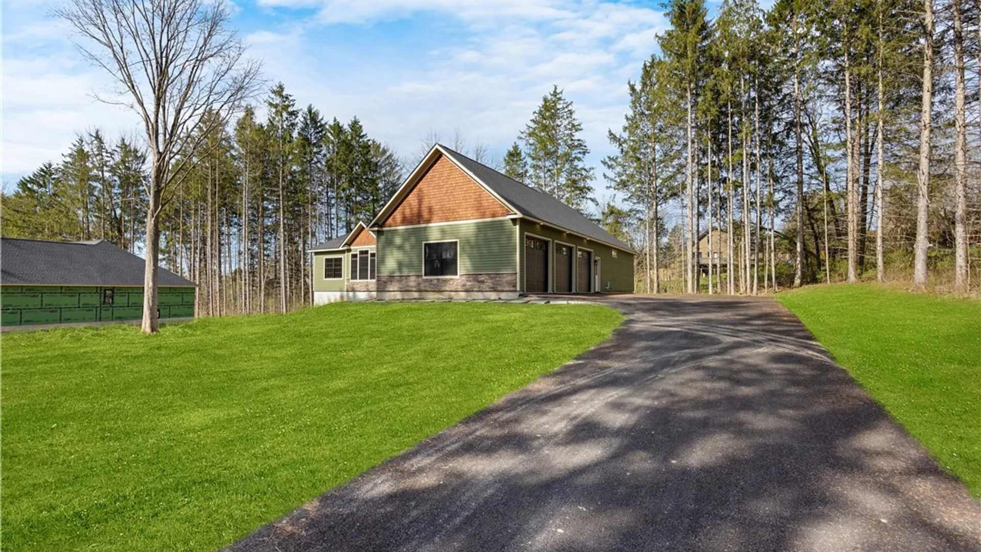 Property at 4326 Chickadee Cir, Onondaga, NY 13215 8