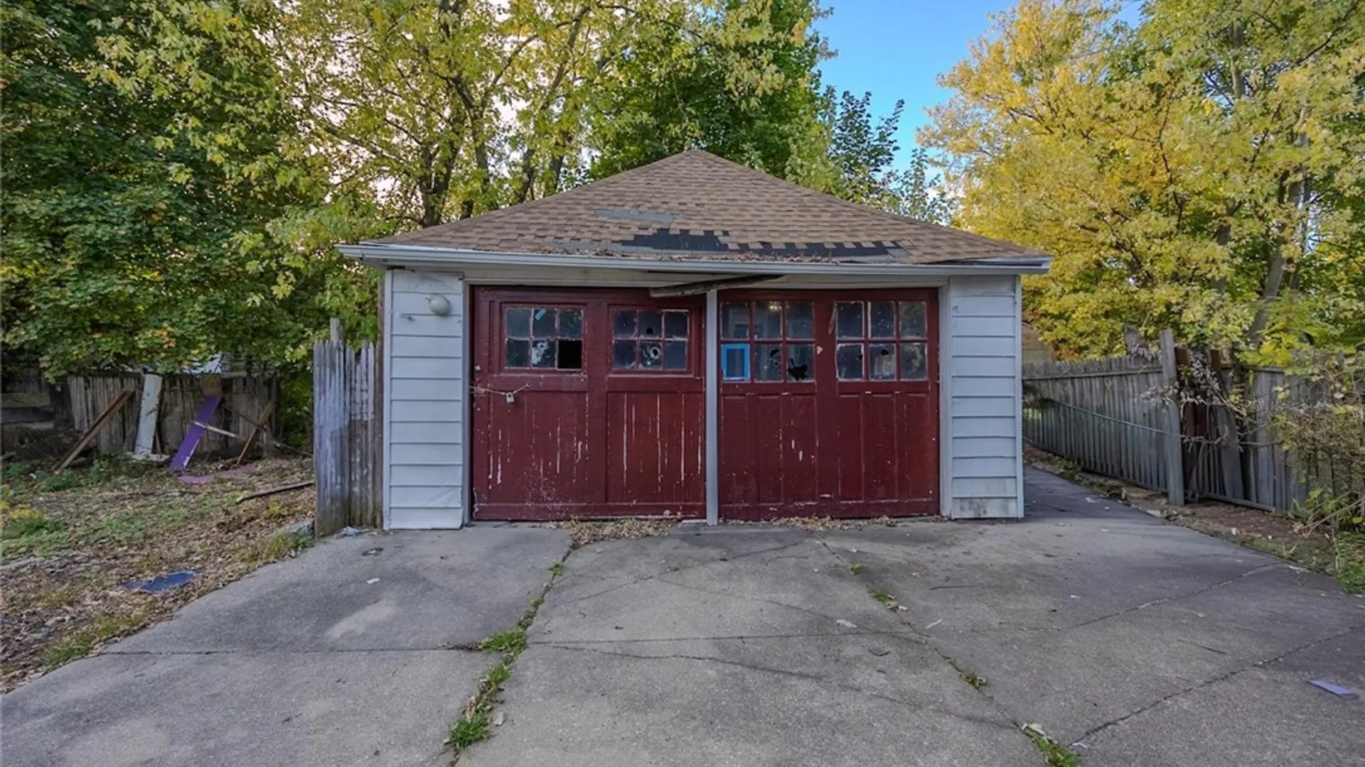 Property at 112 Goembel Avenue, Buffalo, NY 14211 5
