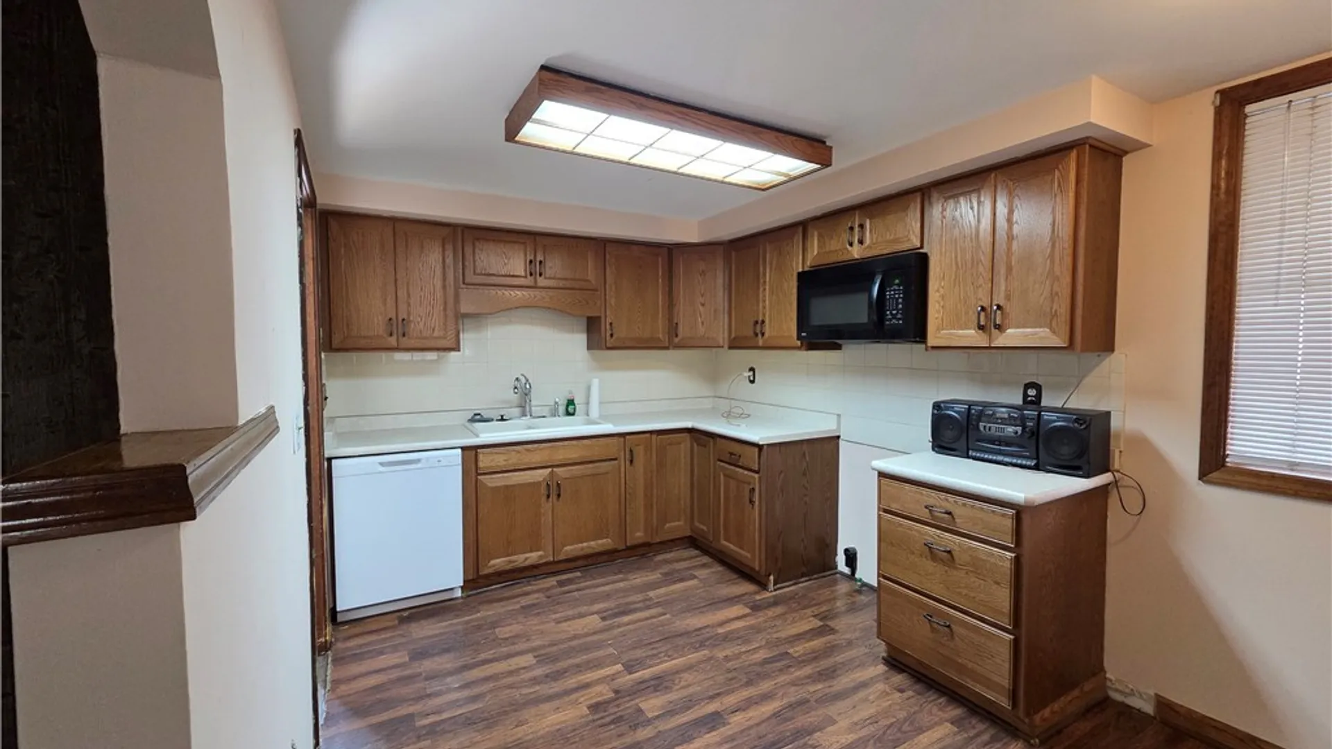 Property at 71 4th Avenue, Lancaster, NY 14086 4