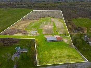 Property at 3330 State Route 31, Lenox, NY 13032