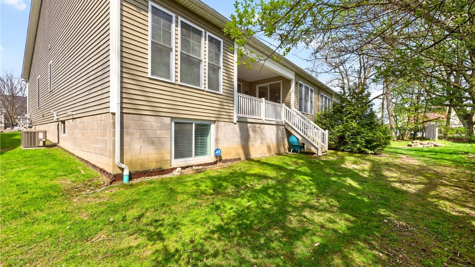 Property at 23 Threadleaf Lane, Penfield, NY 14526 40