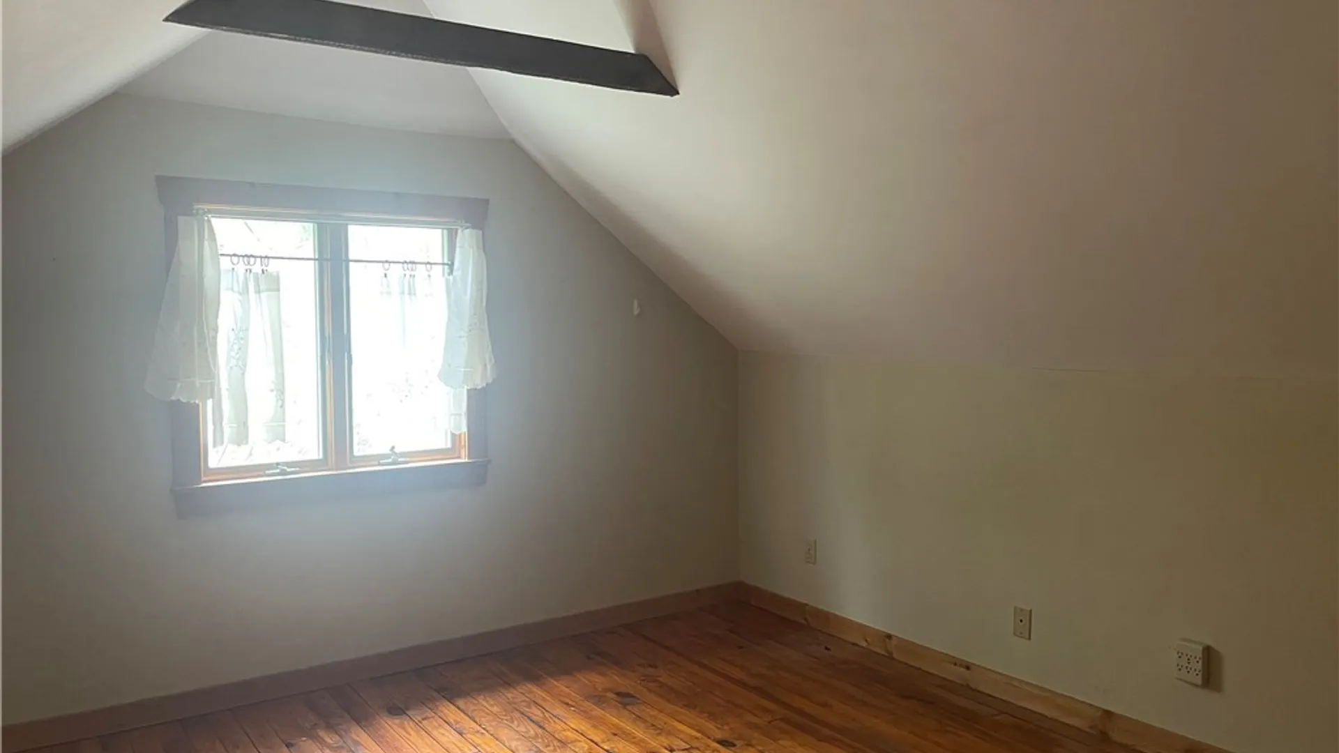 Property at 241 Westwood Road, Lancaster, NY 14086 21