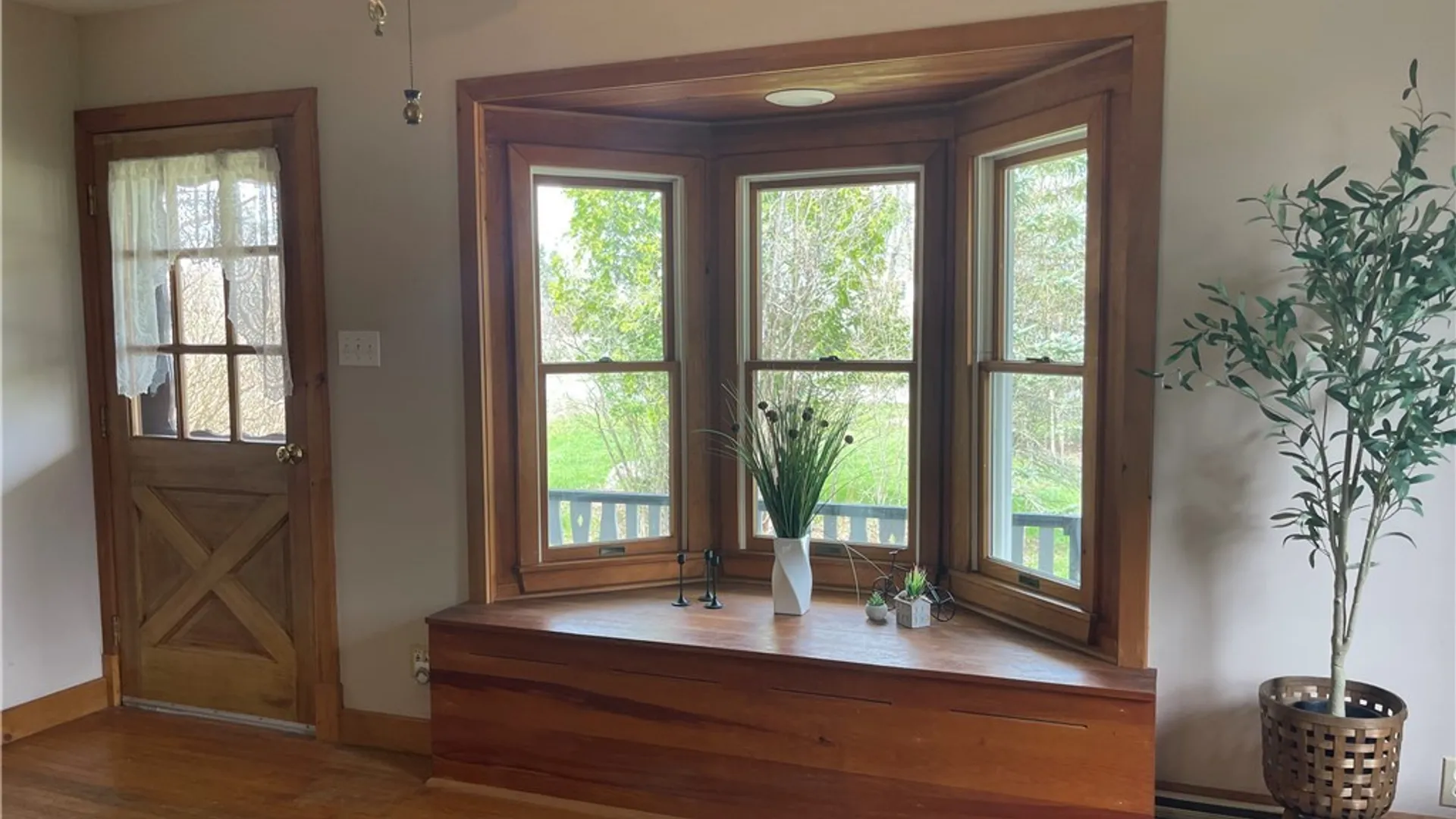 Property at 241 Westwood Road, Lancaster, NY 14086 5