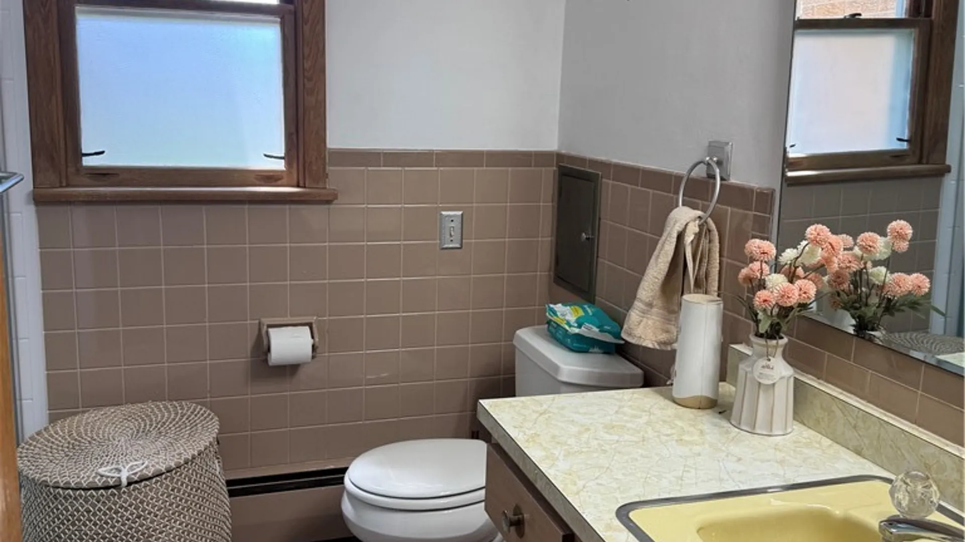 Property at 567 Martin Road, Lackawanna, NY 14218 16