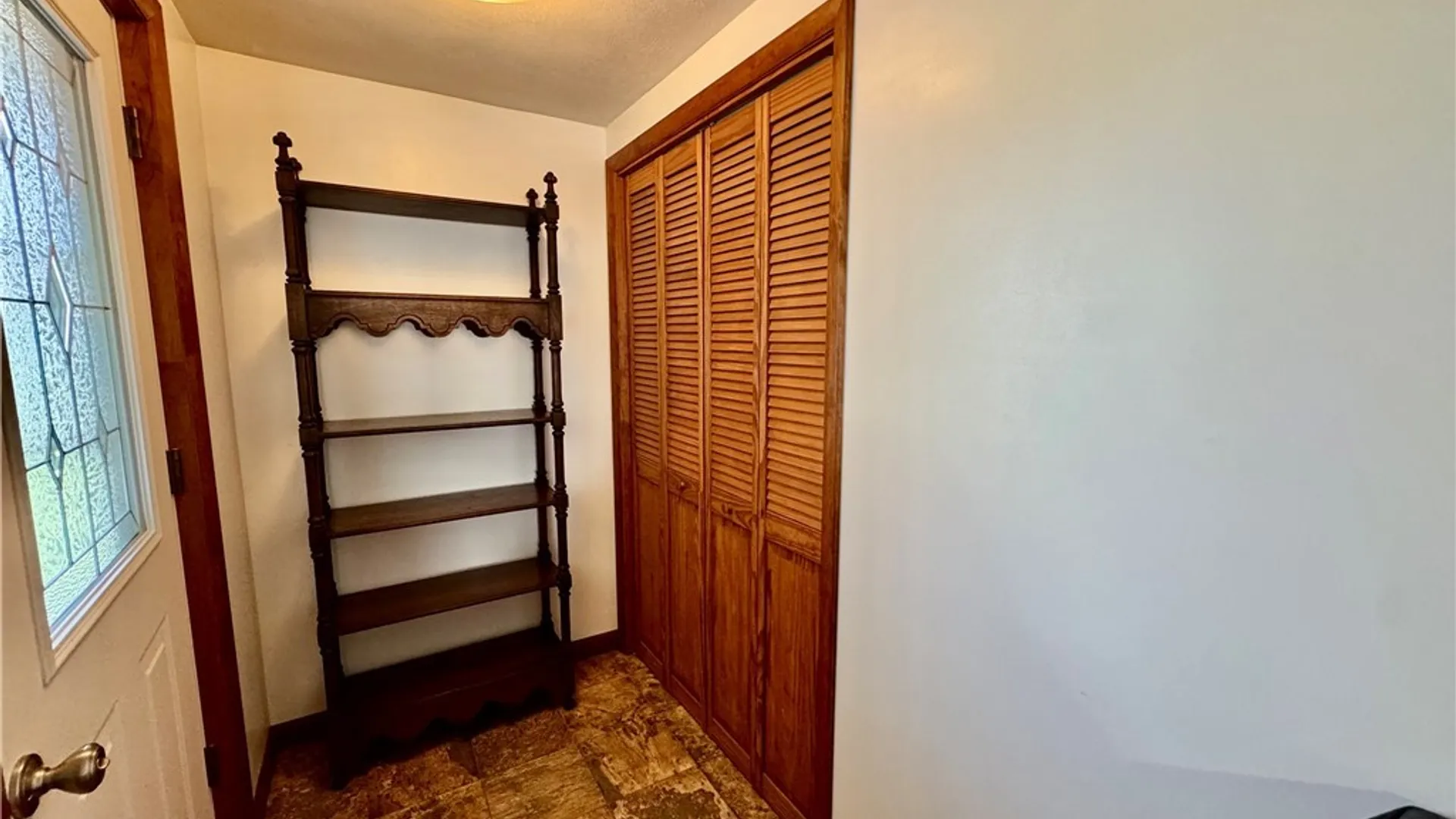 Property at 87 Clinton Street, New Hartford, NY 13417 11